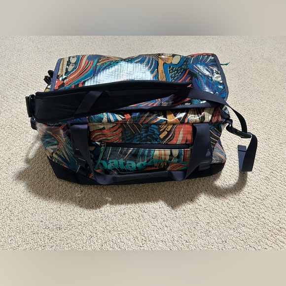 Patagonia Black Hole Duffle - Picture 3 of 6